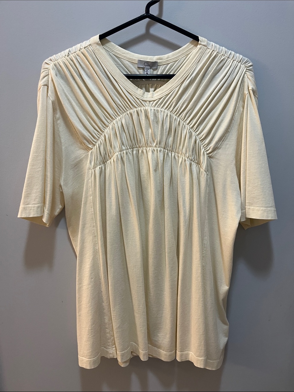 Clu Cream Short-Sleeve Gathered Crew Neck Top
